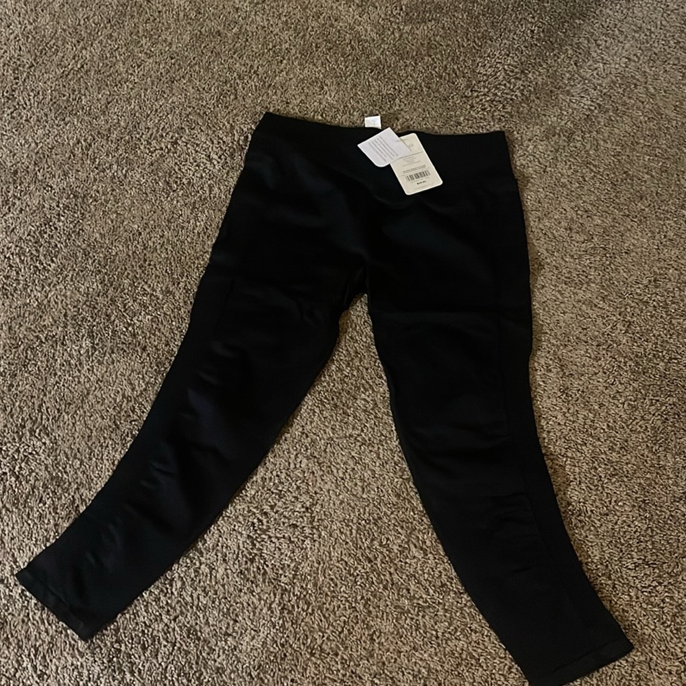 Fabletics Black Yoga Pants - Picture 2 of 5
